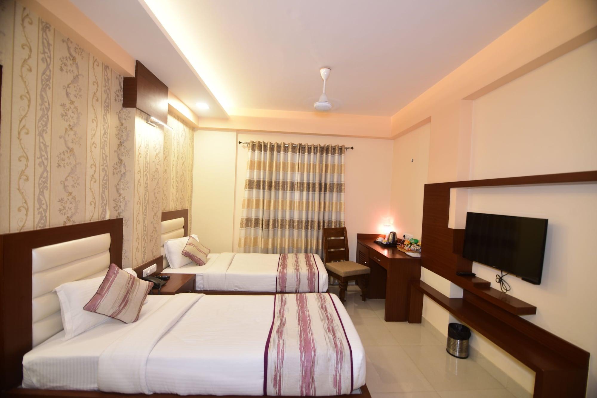 Hotel Varanasi Inn Экстерьер фото