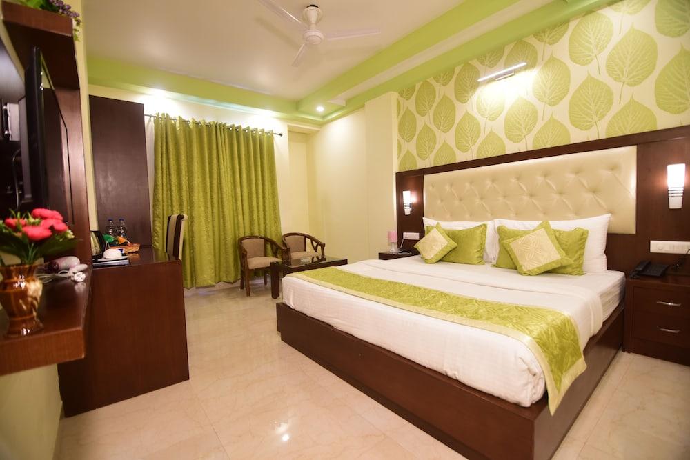 Hotel Varanasi Inn Экстерьер фото